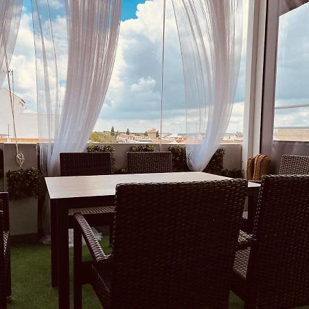 Novo Apartahotel & Restaurante Лас Кабесас де Сан Хуан Екстериор снимка