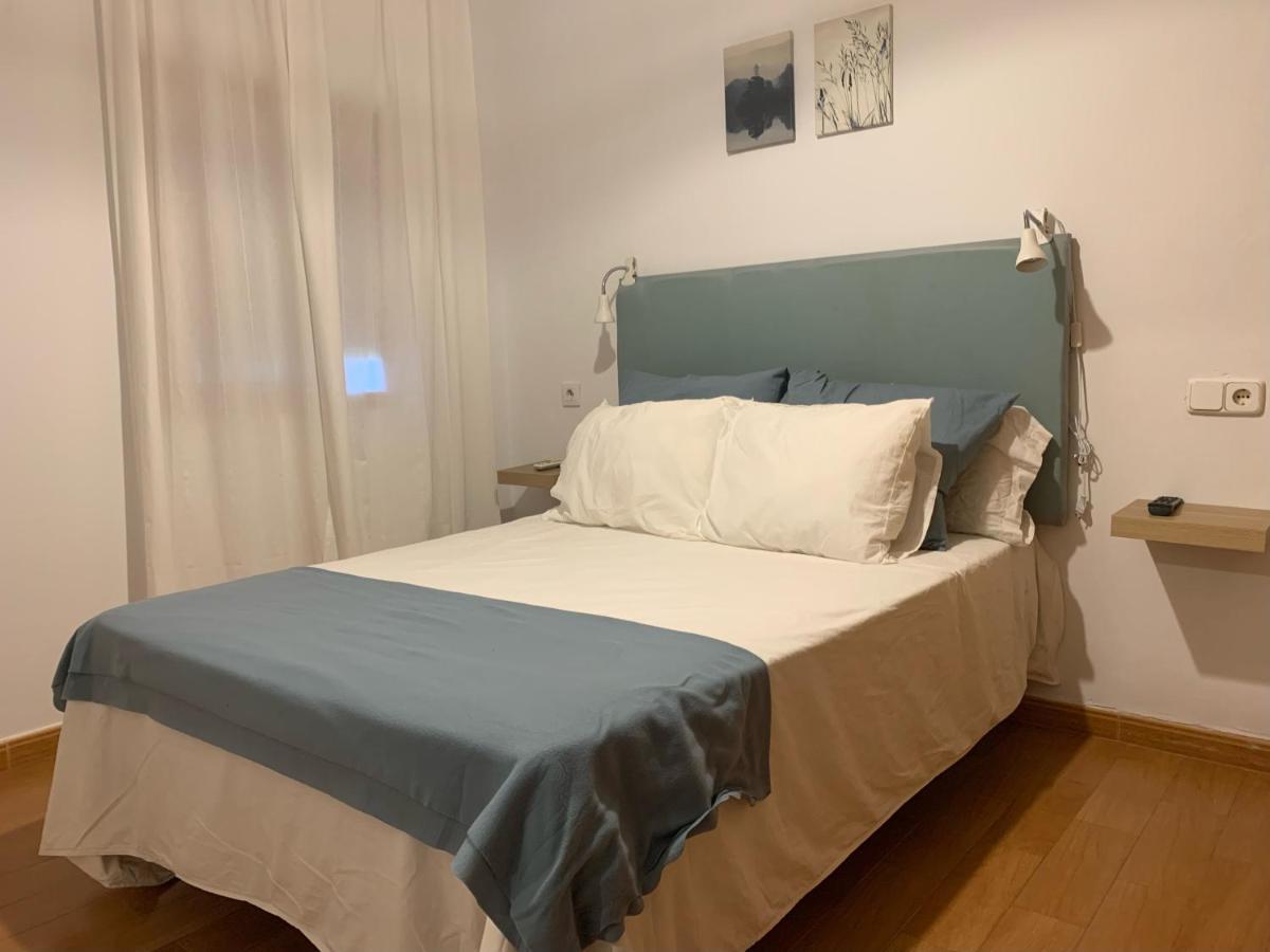 Novo Apartahotel & Restaurante Лас Кабесас де Сан Хуан Екстериор снимка